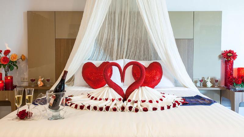 De42 Hotel 卡图 外观 照片